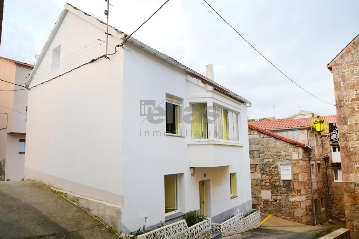 Sale of independent chalet in Medico Francisco de los Santos, Laxe
photo 1