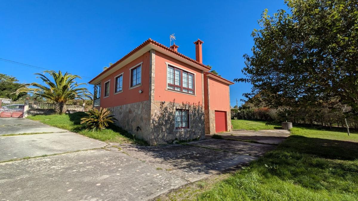 Продажа отдельного шале в Porto de Barizo, 14, Мальпика-де-Бергантиños photo 3