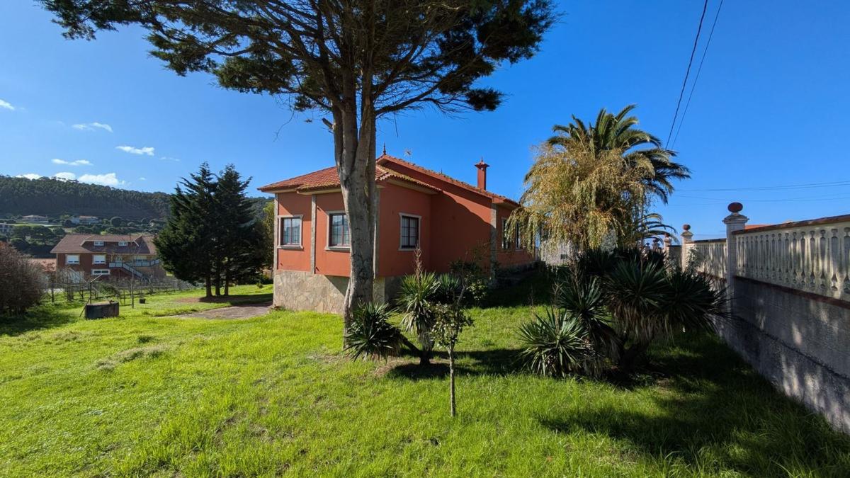 Продажа отдельного шале в Porto de Barizo, 14, Мальпика-де-Бергантиños photo 4