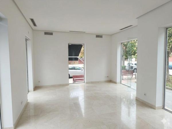 Local en calle Pintor Llorens, 15 photo 4