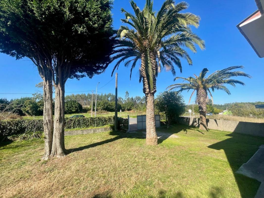 Sale of independent chalet in Coristanco, Coristanco
photo 3