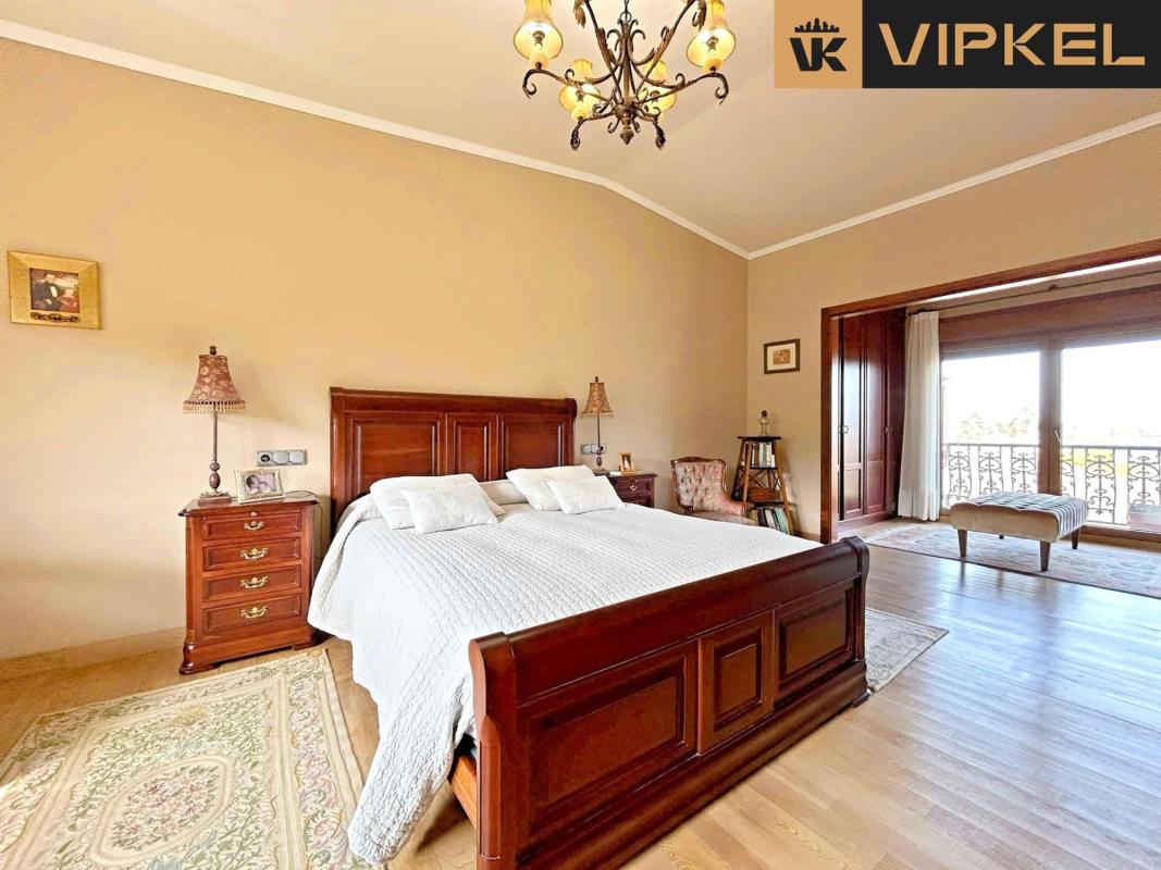 Sale of independent chalet in Camino xeoane da, Carballo
 photo 2