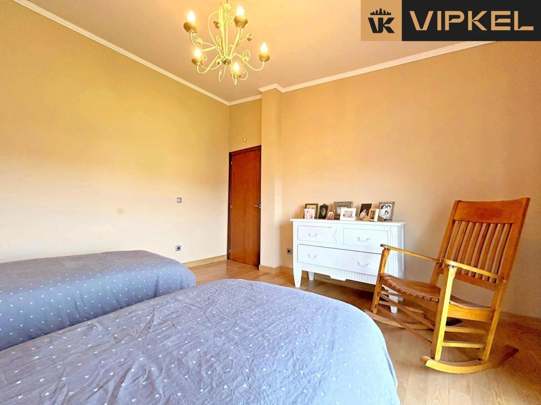 Sale of independent chalet in Camino xeoane da, Carballo
 photo 4