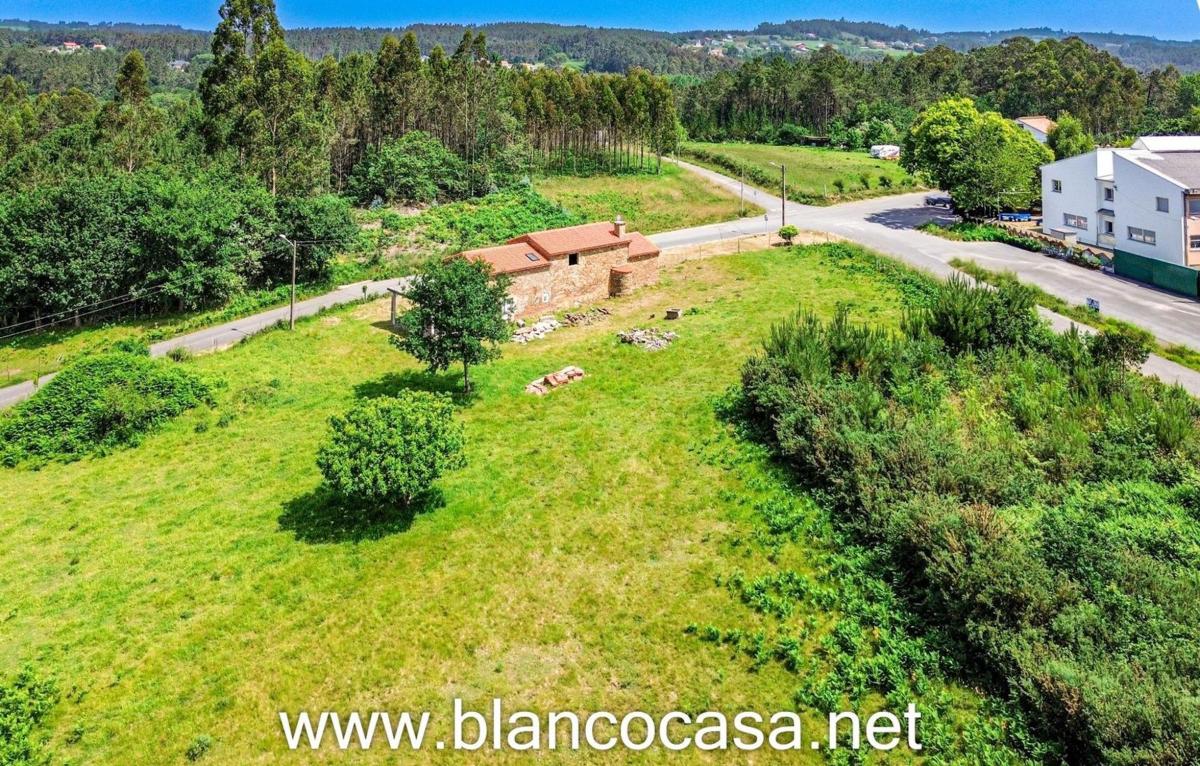 Sale of independent chalet in Carballo, Carballo
photo 4