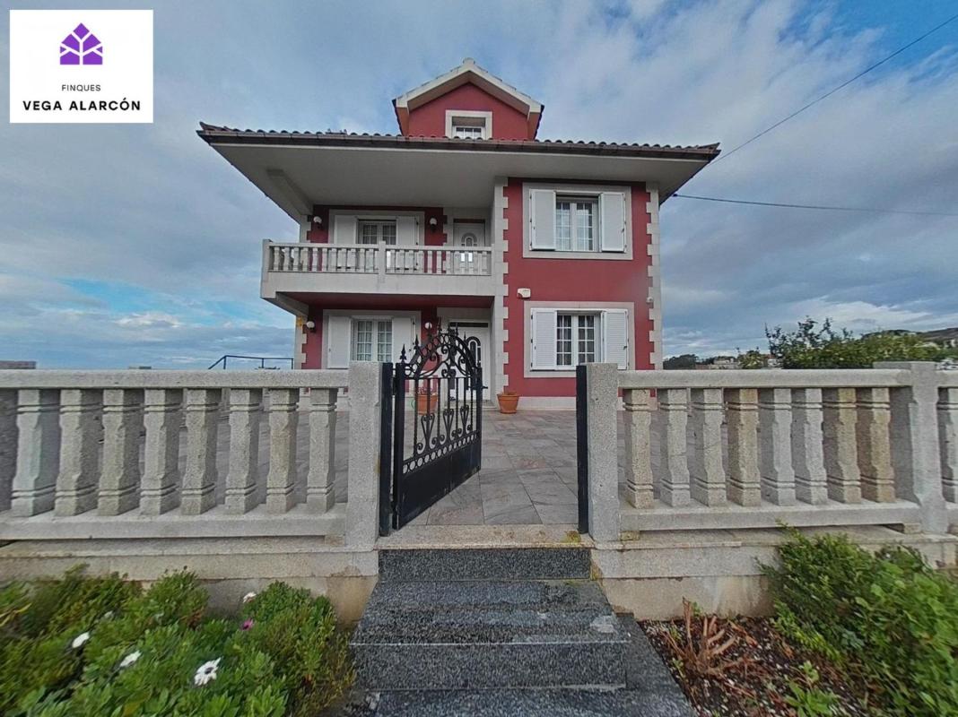 Venta de chalet independiente en Outeiro, 10, Carballo
 photo 2