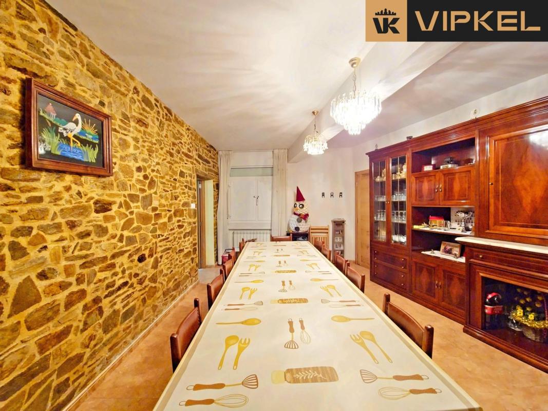 Продажа отдельного шале в Lestón, Користанко photo 1