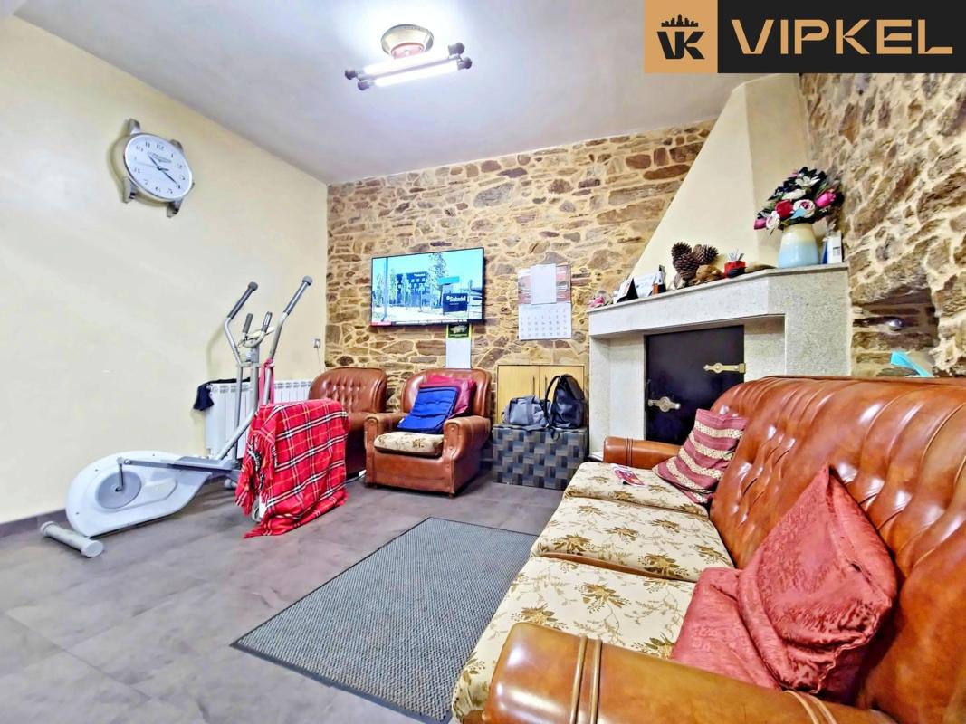 Продажа отдельного шале в Lestón, Користанко photo 2