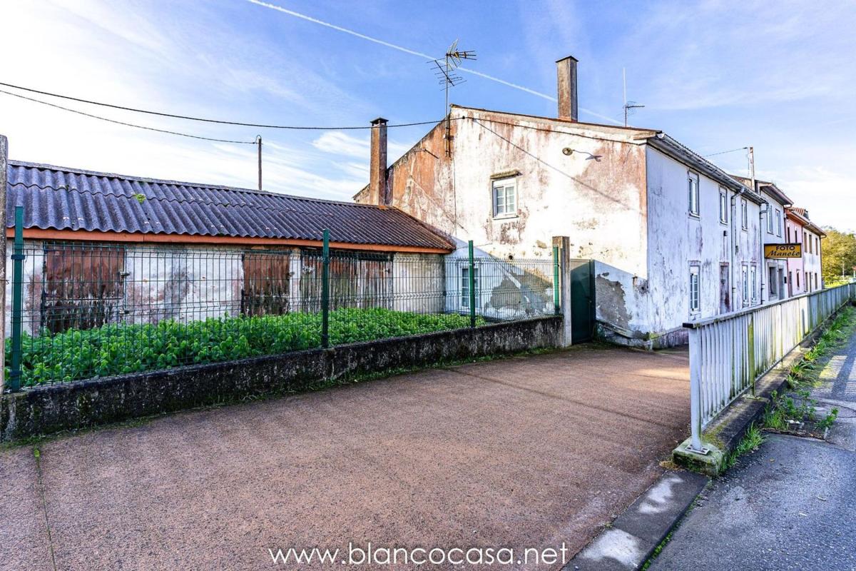 Продажа отдельного шале в  Laracha, Ларача photo 2