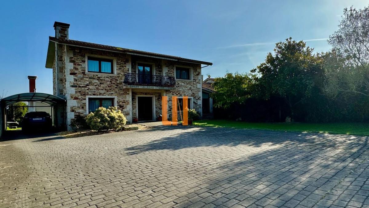 Sale of independent chalet in Camino Lg Xeoane da Estrada, Carballo
photo 3
