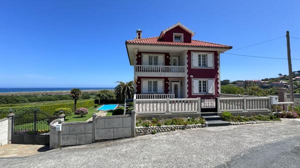 Casa independiente en Baldaio photo 1