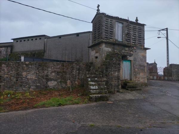 Casa de pueblo en calle Carballido photo 1