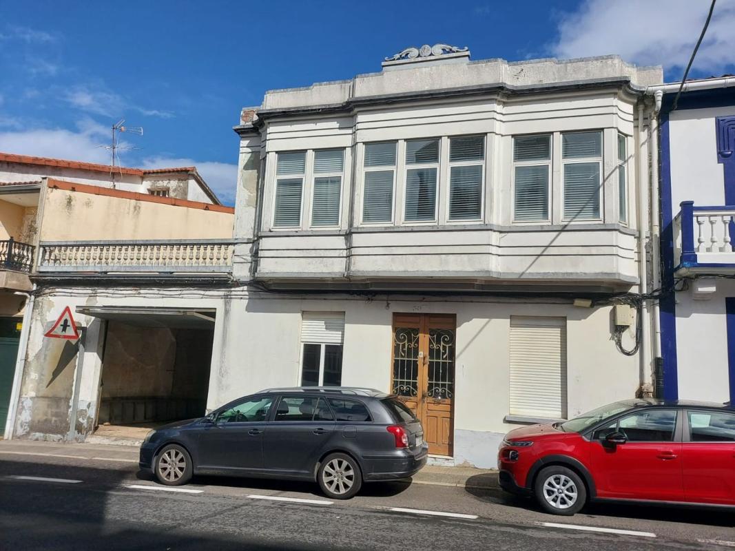 Properties for sale and rent in Spain photo 1