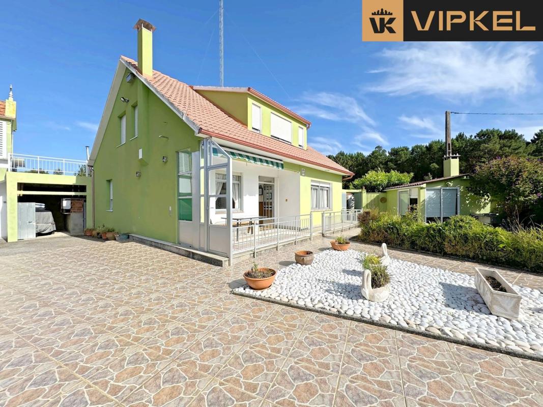 Venta de chalet independiente en Leduzo, Malpica de Bergantiños
photo 3