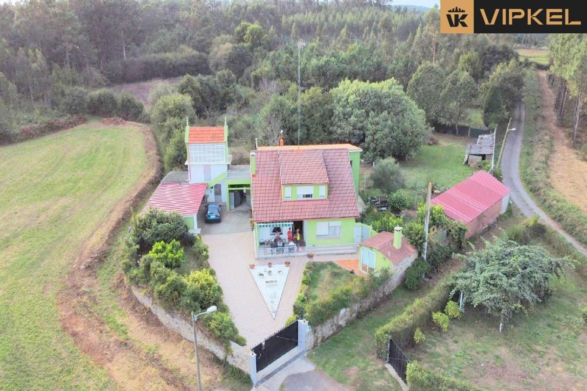 Venta de chalet independiente en Leduzo, Malpica de Bergantiños
photo 4