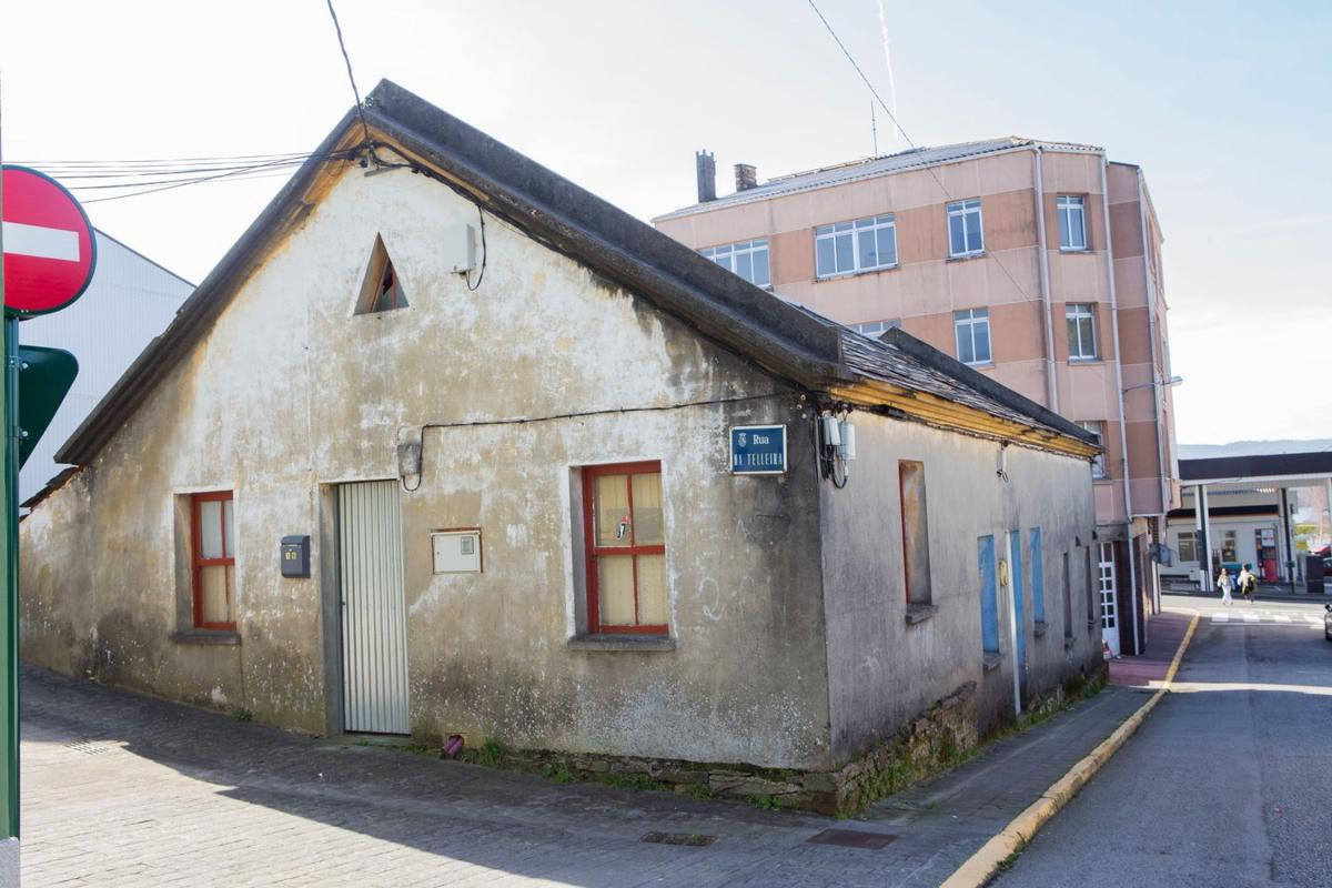 Продажа отдельного шале в  Calle Telleira- Barrio A Casilla, 19, Ас Понтес де Гарсия Родригес photo 2