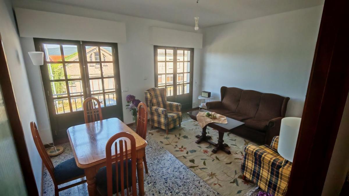 Venta de chalet adosado en Carretera N VI Campolongo, 152 , Pontedeume photo 5