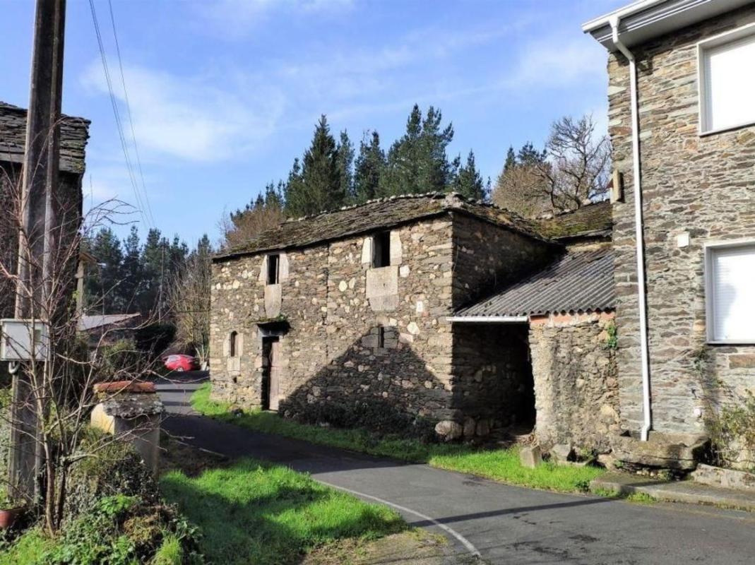 Sale of independent chalet in Calle Pedrafita, As Pontes de Garcia Rodriguez
photo 1