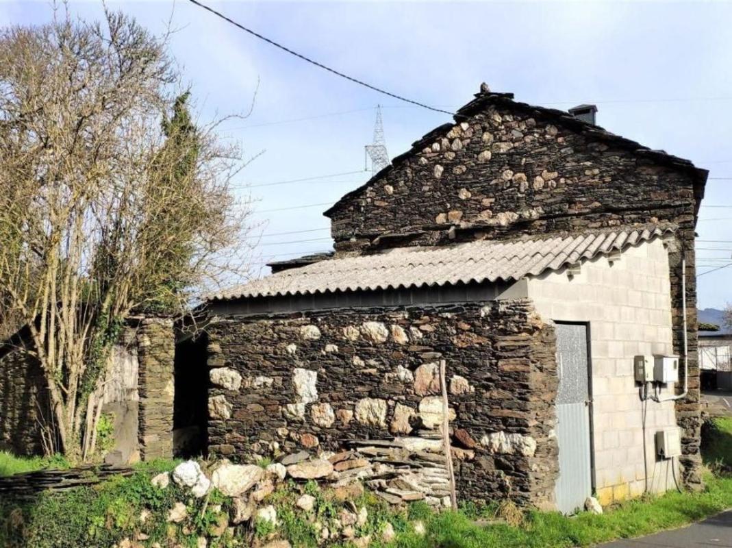 Sale of independent chalet in Calle Pedrafita, As Pontes de Garcia Rodriguez
photo 2