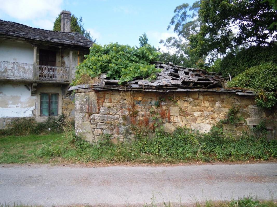 Sale of independent chalet in Monfero, Monfero
 photo 5