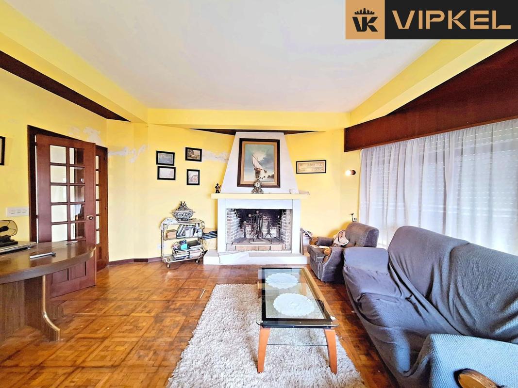 Продажа отдельного шале в  Aldea Centroña, Понтедуме photo 4
