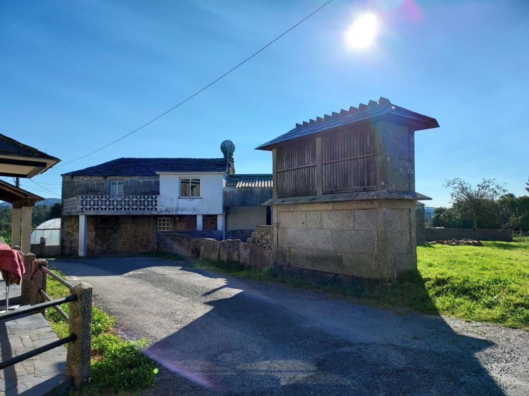Properties for sale and rent in Spain photo 5