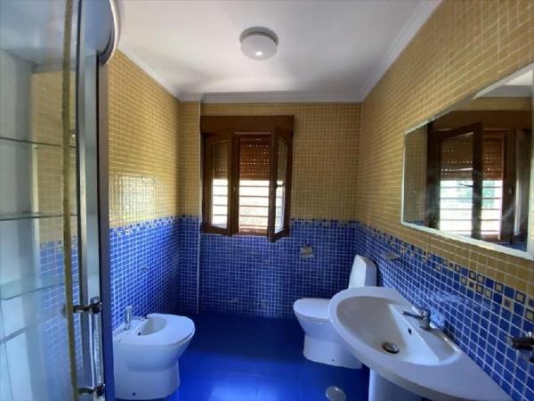 Casa independiente en calle Fisterra, 16 thumbnail 1