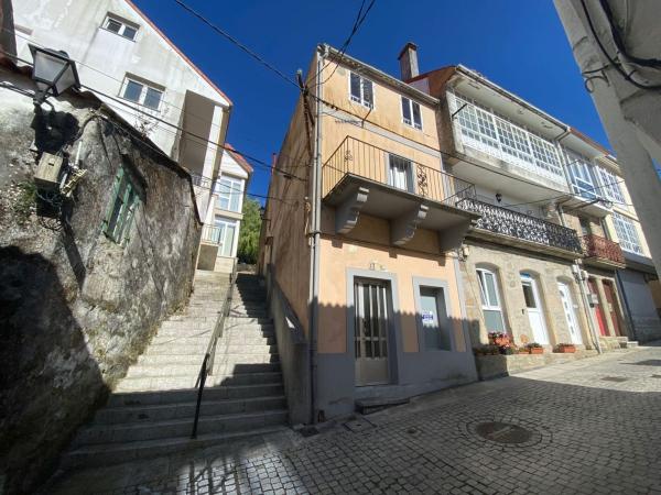 Chalet adosado en calle Rafael Juan, 41 photo 2