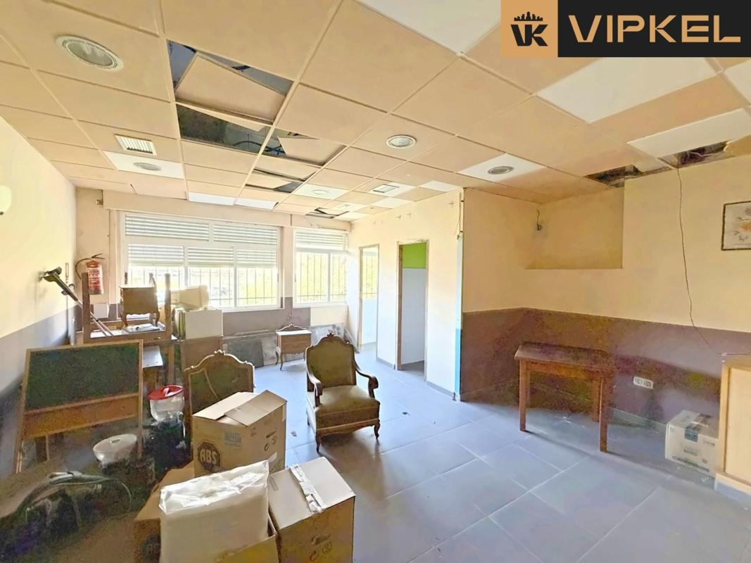 Sale of townhouse in  Calle Rosalía de Castro , Cee photo 4