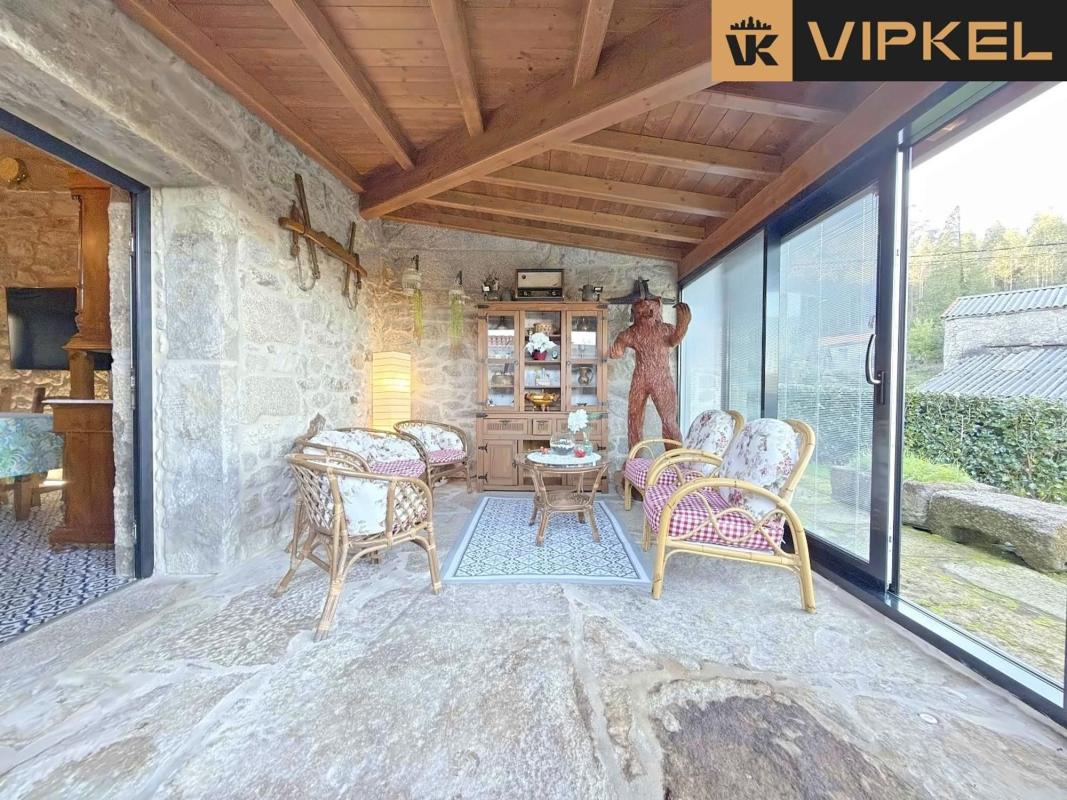 Sale of independent chalet in Figueiroa, Dumbria
 photo 2