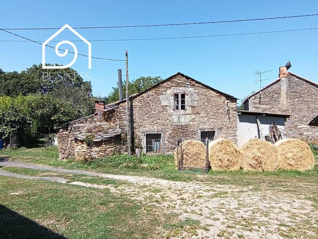 Недвижимость на продажу и в аренду в Испании photo 1