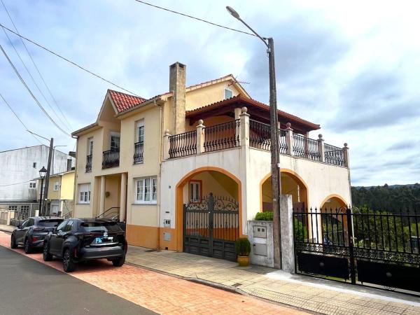 Chalet independiente en venta en Oza-Cesuras, Oza-Cesuras
photo 1