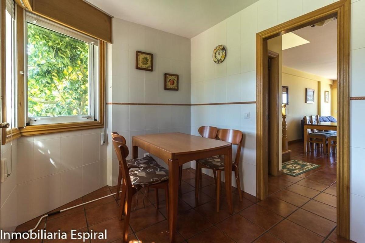 Venta de chalet adosado en Currás , Miño photo 3