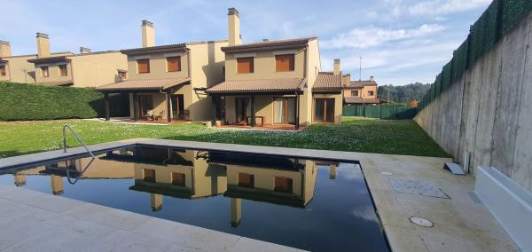Chalet pareado en Ru Fornos photo 1