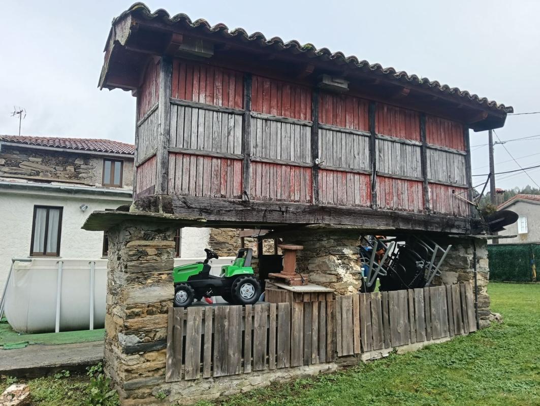 Venta de chalet adosado en Quintela , Oza-Cesuras photo 5