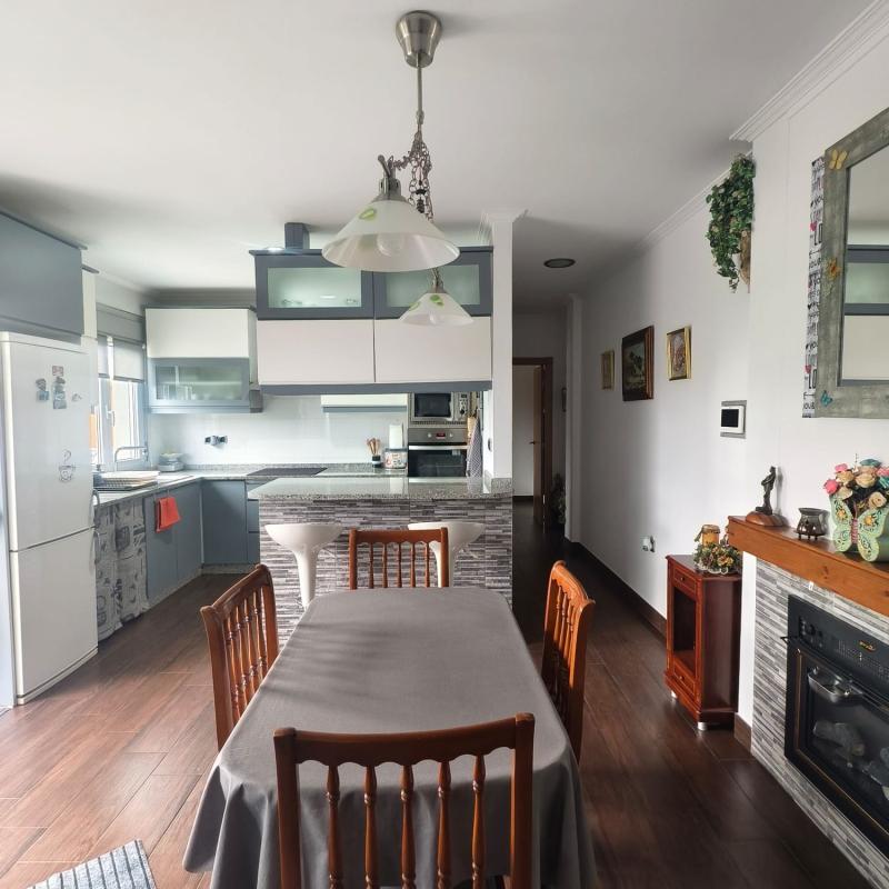 Sale of independent chalet in Leiro, Miño
photo 4