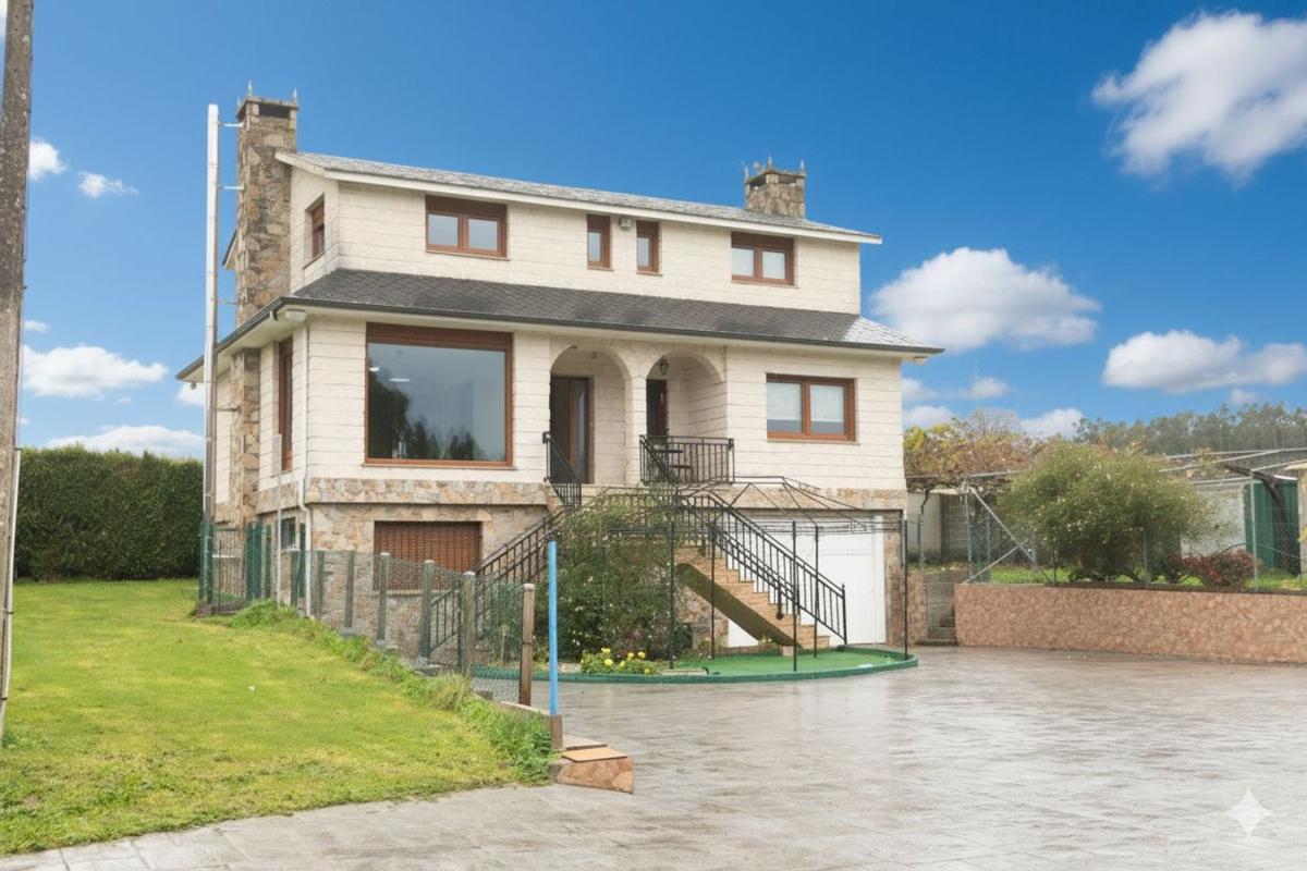 Продажа отдельного шале в Lugar O Casal s/n, Падерне photo 1