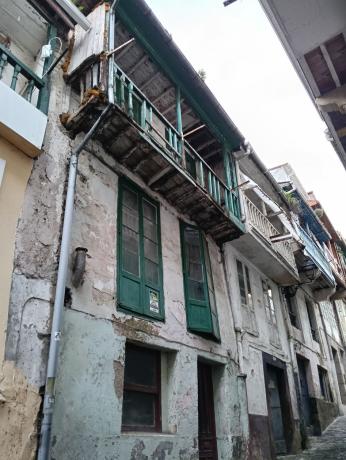 Chalet adosado en calle Santa María photo 1