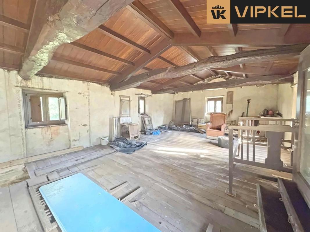 Продажа отдельного шале в Xuanzo, Оза-Чесурас photo 3
