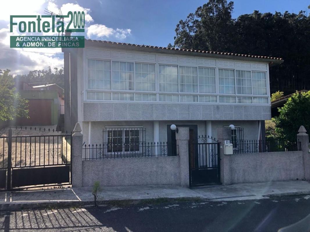Продажа отдельного шале в Lugar Coiroa, Оза-Чесурас photo 1