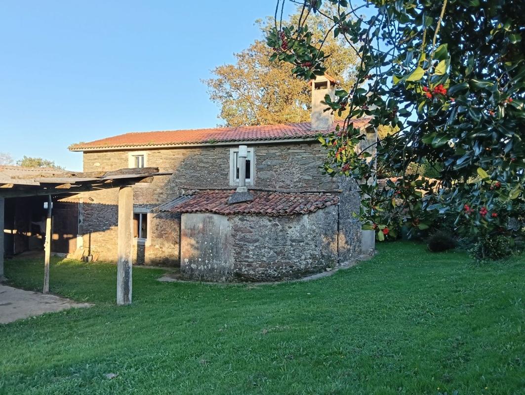 Sale of independent chalet in Borrifans, Oza-Cesuras
photo 1