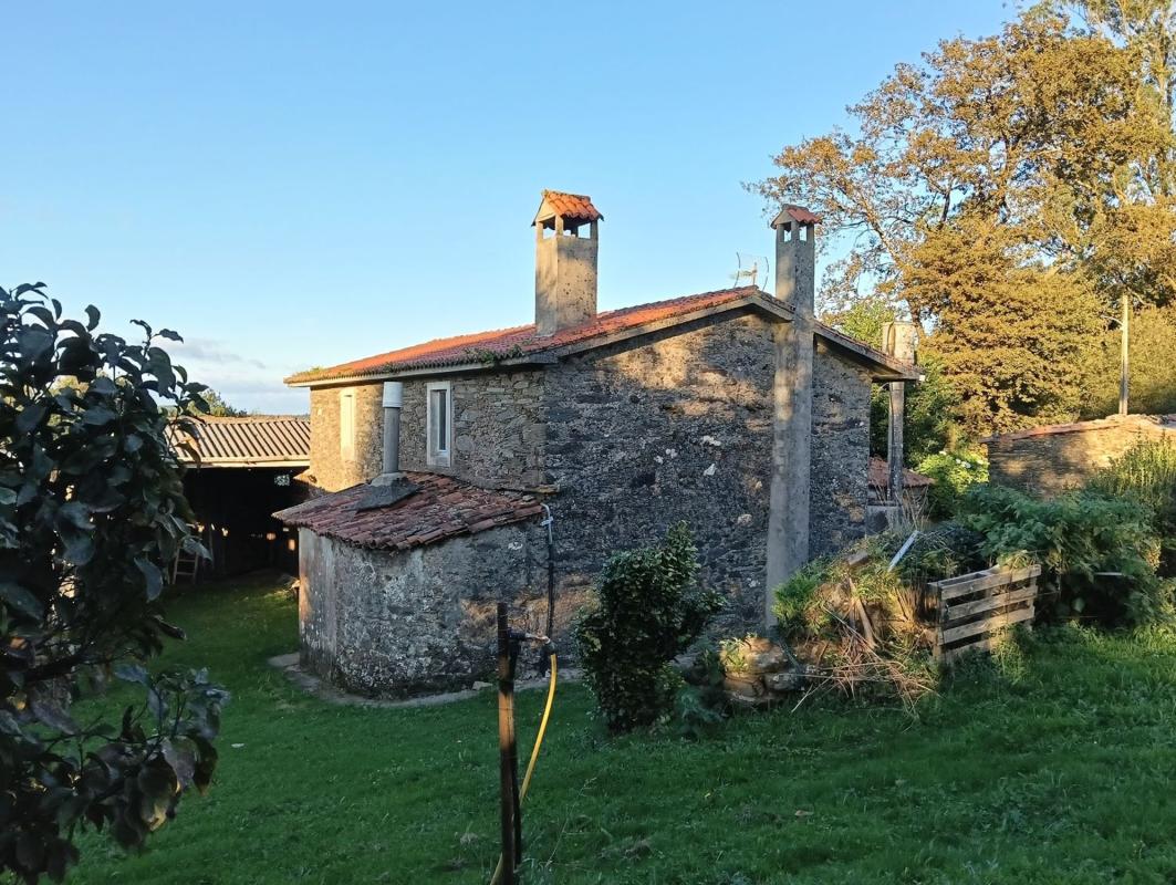 Sale of independent chalet in Borrifans, Oza-Cesuras
photo 4