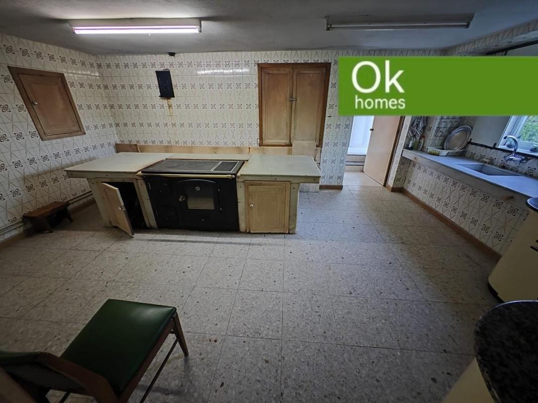 Properties for sale and rent in Spain photo 2
