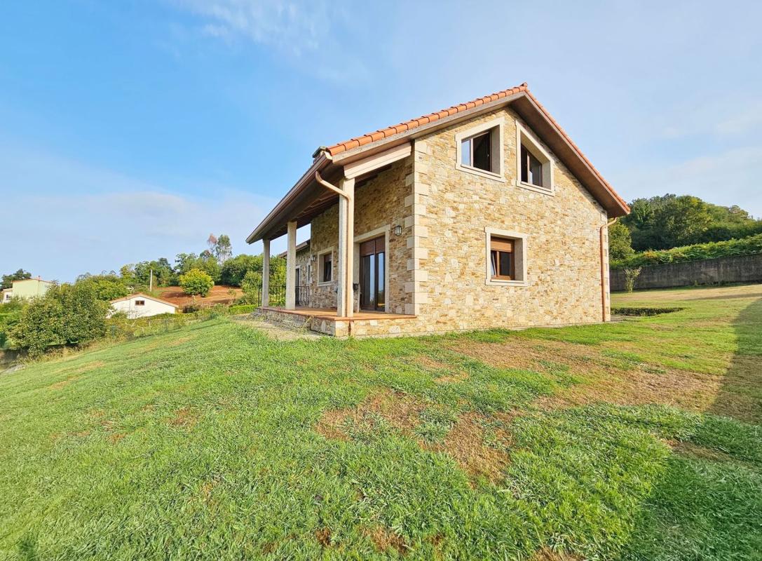 Sale of independent chalet in Calle Lugar, 6, Vilarmaior
photo 4
