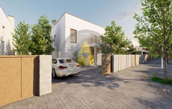 Chalet pareado en calle Abellos 4 photo 1