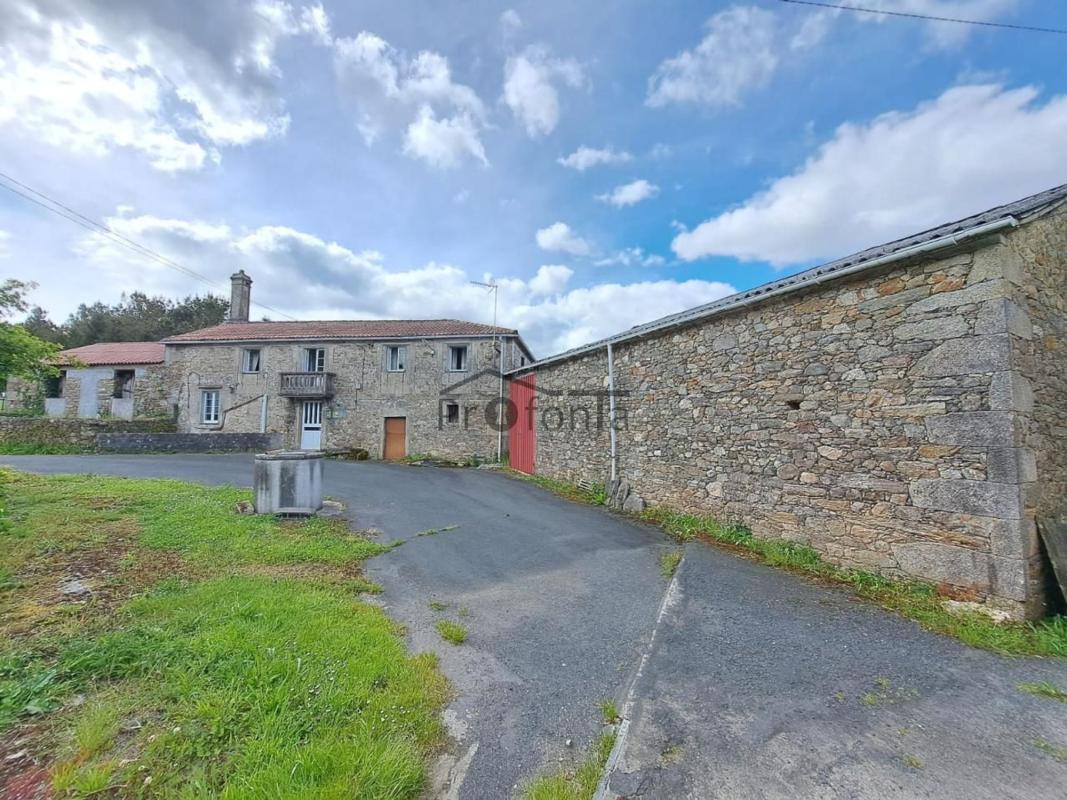Sale of independent chalet in A Castellana, Aranga
photo 3