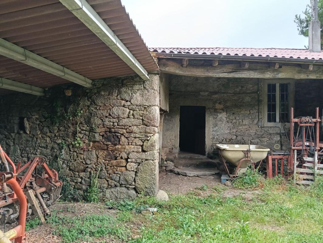 Venta de chalet adosado en  Xafeita , Vilasantar photo 5
