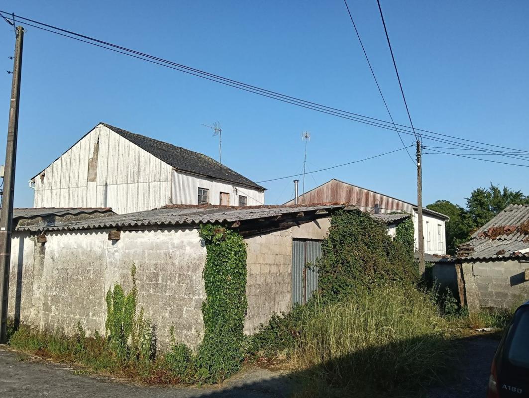 Venta de chalet adosado en  Barrio Paio Rodríguez , Curtis photo 3