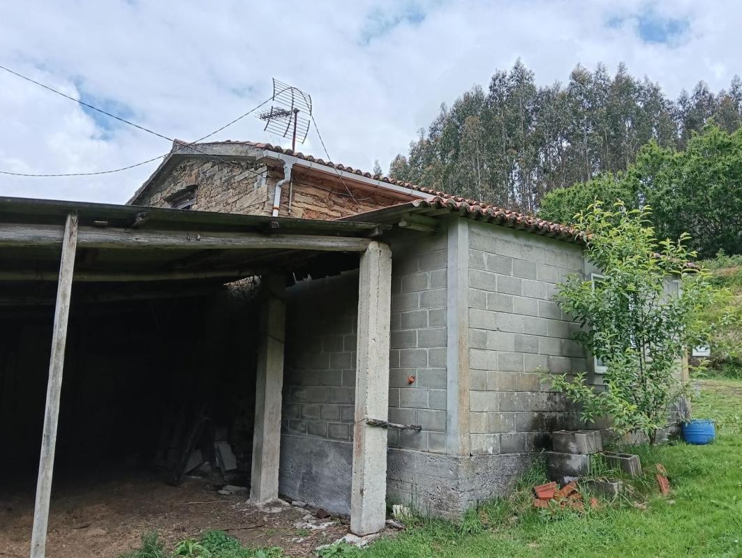 Sprzedaż niezależnego domku jednorodzinnego w Figueredo, Oza-Cesuras photo 4