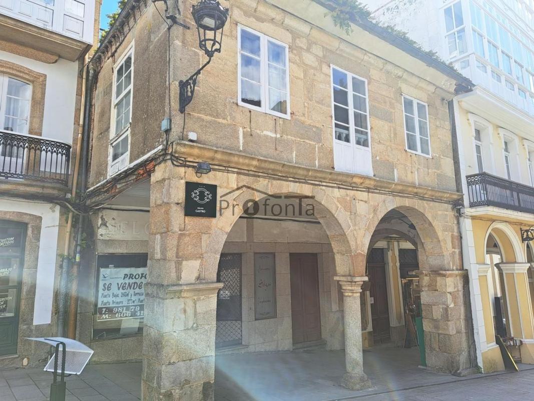 Venta de chalet adosado en  Plaza da Constitución , Betanzos photo 4