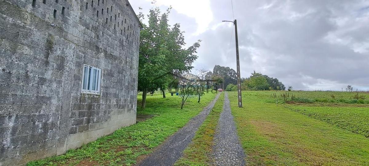 Продажа отдельного шале в  Santa Cruz de Mondoi, Оза-Чесурас photo 3